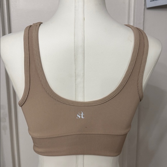 Strut this Tan Ribbed Crop Top - Picture 3 of 5